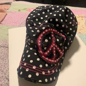 Fitted women’s ball cap